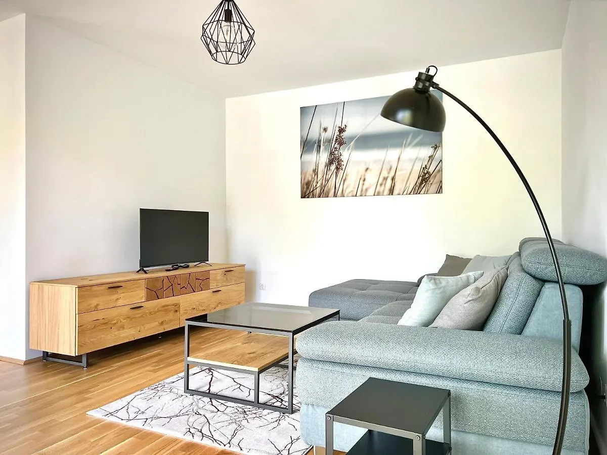 Apartment Schonbrunn Vienna