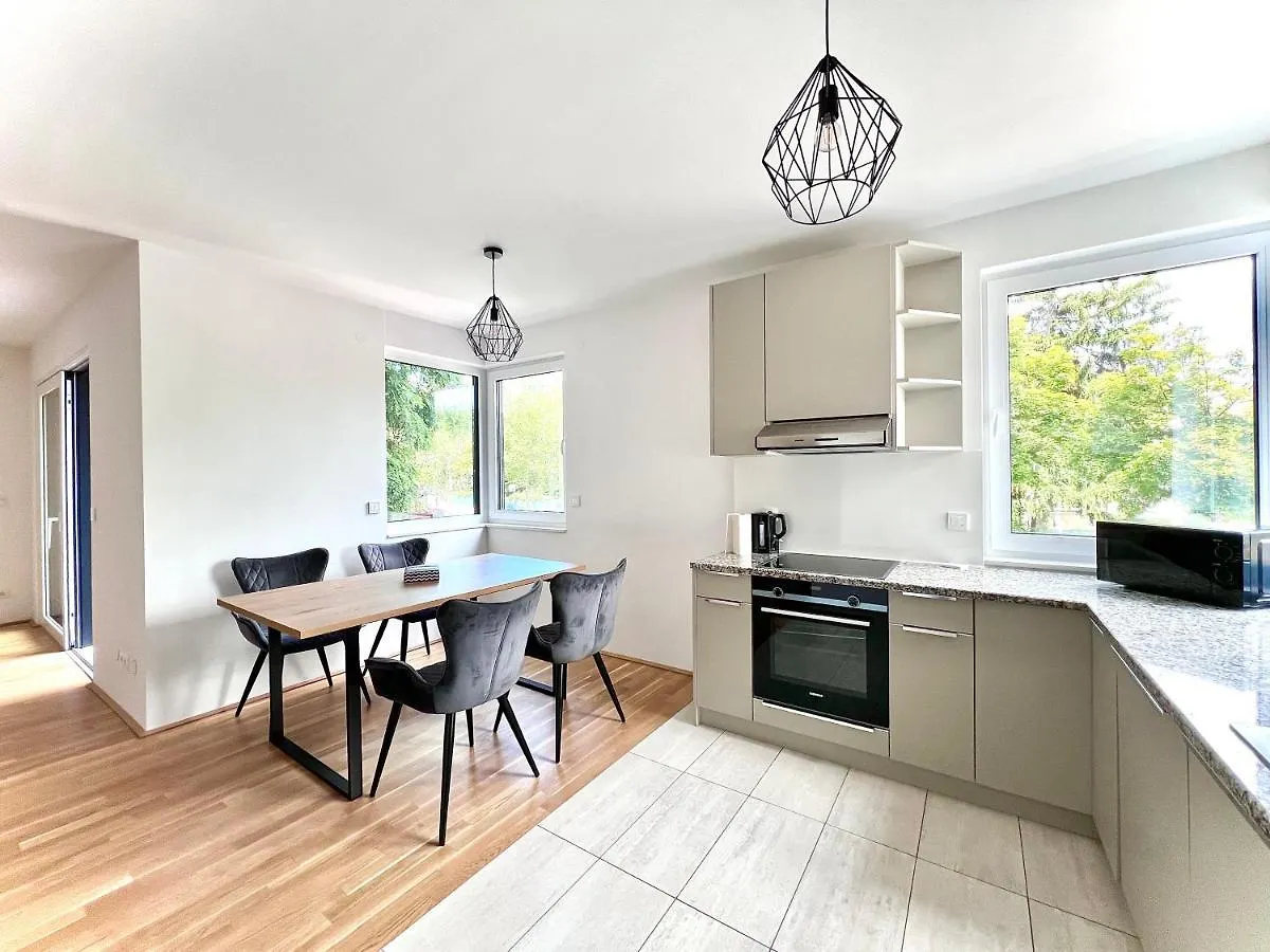 Apartment Schonbrunn Vienna Austria