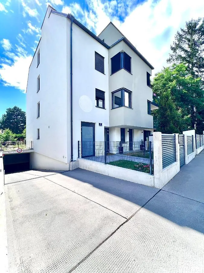 Apartment Schonbrunn Vienna Austria